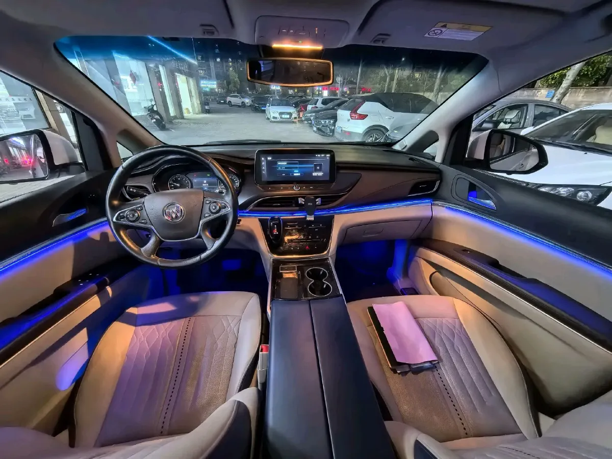 2021 Buick GL8 2.0T 237HP L4 9AT,autocango,china used car exporter,china ev exporter,chinese used car exporter,chinese used ev exporter