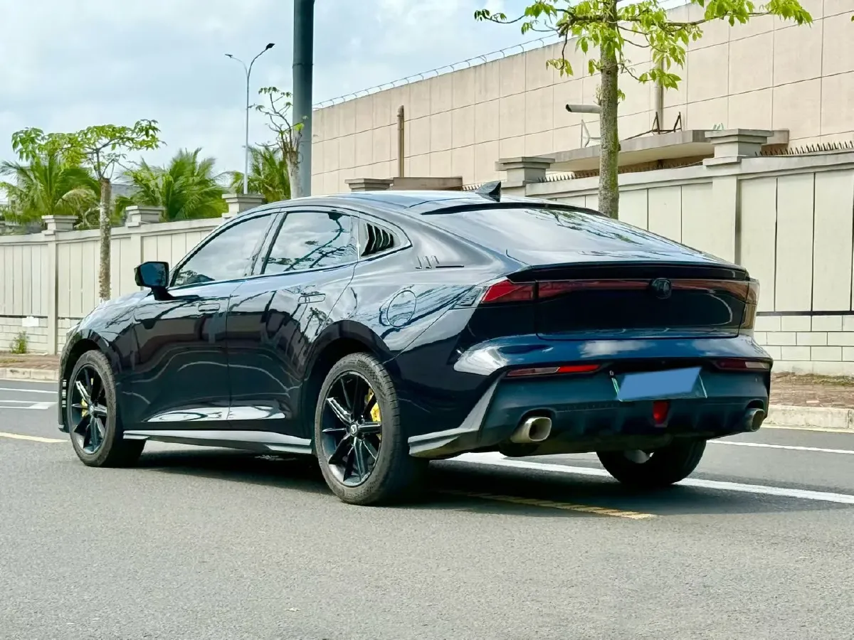 2023 ChangAn UNI-V iDD 1.5T 170HP L4 6TCT PHEV 18.4KWH,autocango,china used car exporter,china ev exporter,chinese used car exporter,chinese used ev exporter