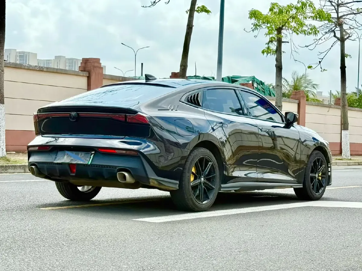 2023 ChangAn UNI-V iDD 1.5T 170HP L4 6TCT PHEV 18.4KWH,autocango,china used car exporter,china ev exporter,chinese used car exporter,chinese used ev exporter