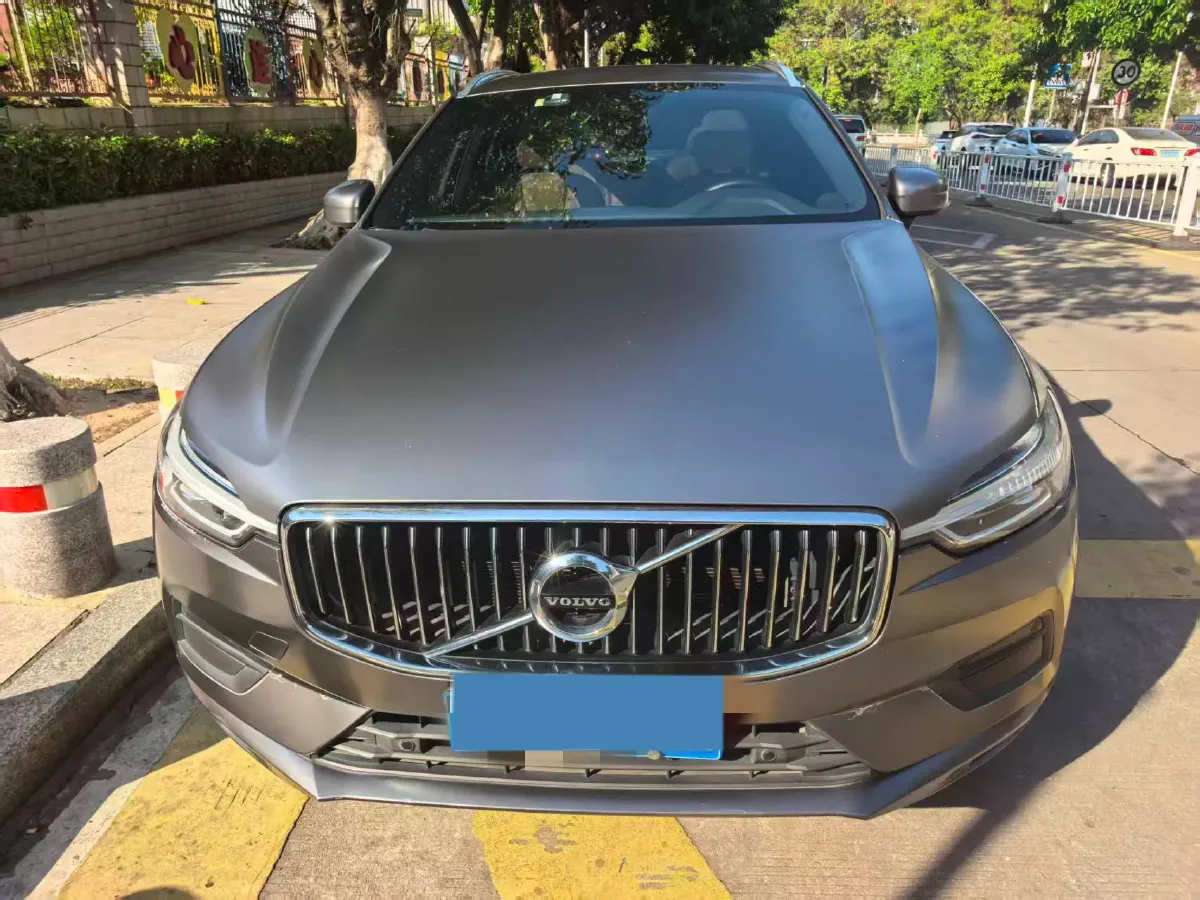 2018 Volvo XC60 2.0T 254HP L4 8AT,autocango,china used car exporter,china ev exporter,chinese used car exporter,chinese used ev exporter