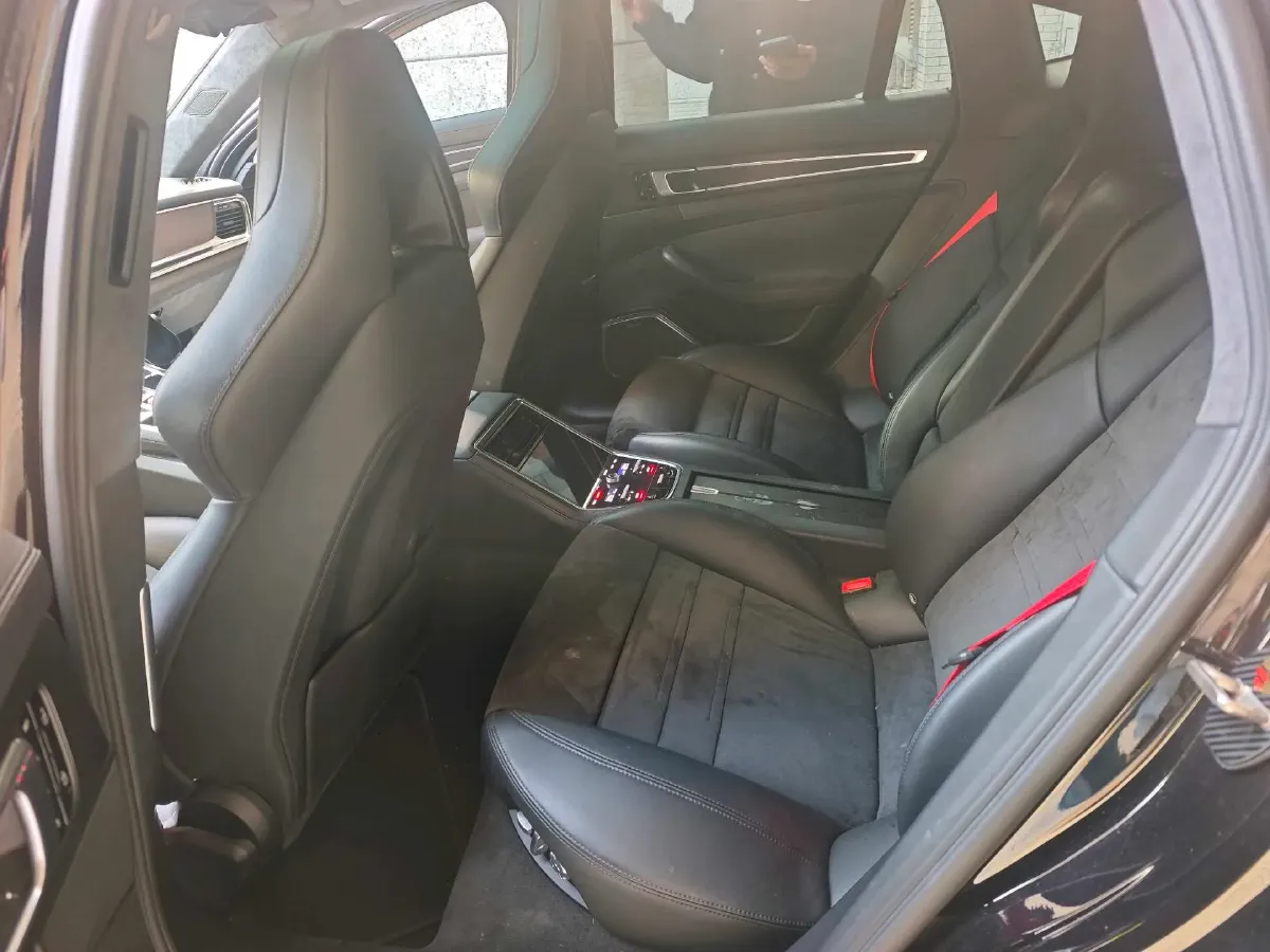 2019 Porsche Panamera 4.0T 460HP V8 8DCT,autocango,china used car exporter,china ev exporter,chinese used car exporter,chinese used ev exporter