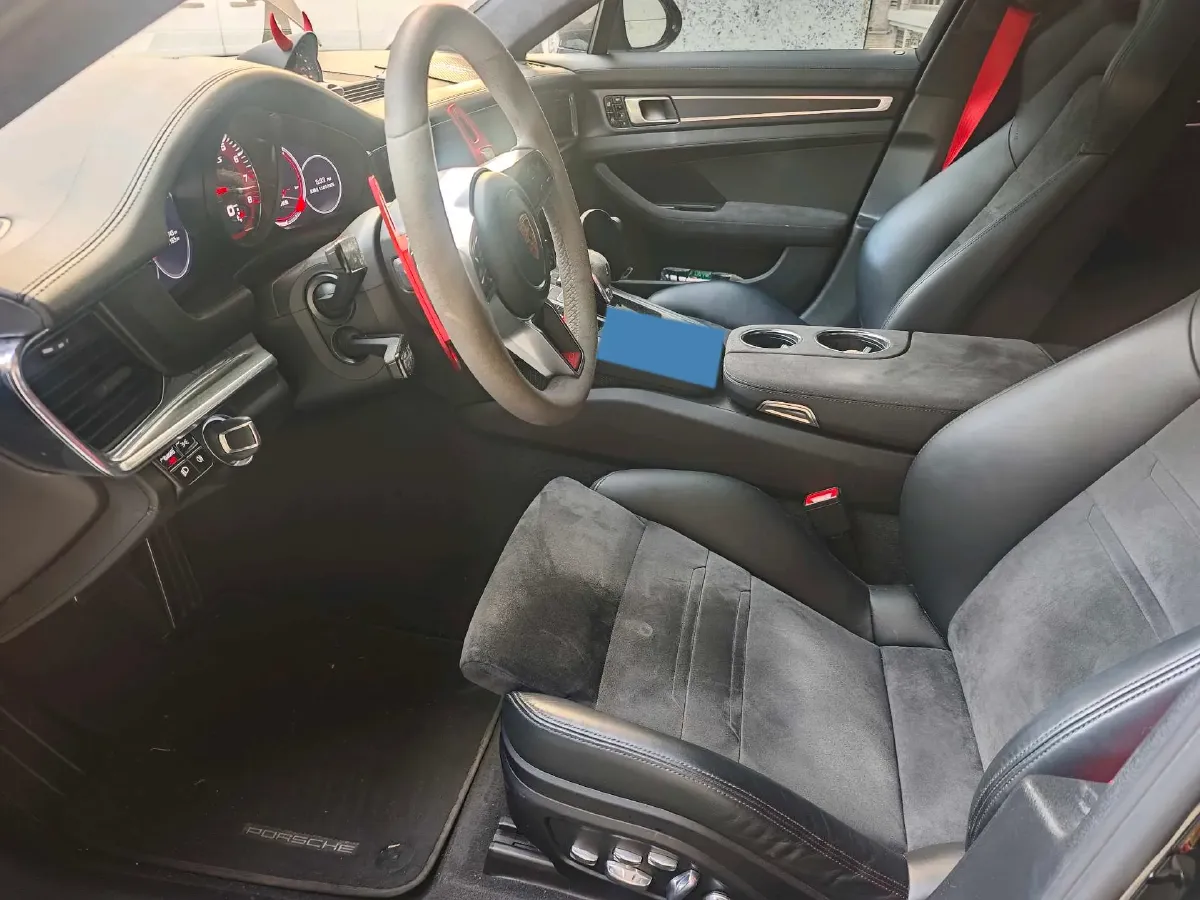 2019 Porsche Panamera 4.0T 460HP V8 8DCT,autocango,china used car exporter,china ev exporter,chinese used car exporter,chinese used ev exporter