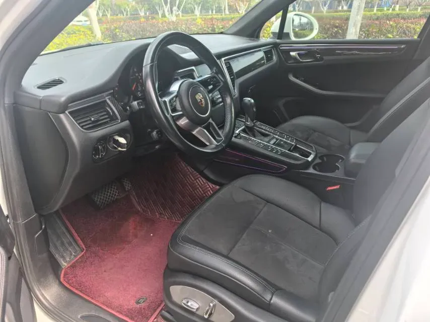 2017 Porsche Macan 2.0T 252HP L4 7DCT,autocango,china used car exporter,china ev exporter,chinese used car exporter,chinese used ev exporter