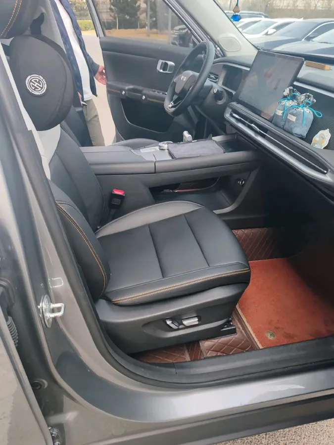 2024 Beijing BJ30 1.5T 188HP L4 7DCT,autocango,china used car exporter,china ev exporter,chinese used car exporter,chinese used ev exporter