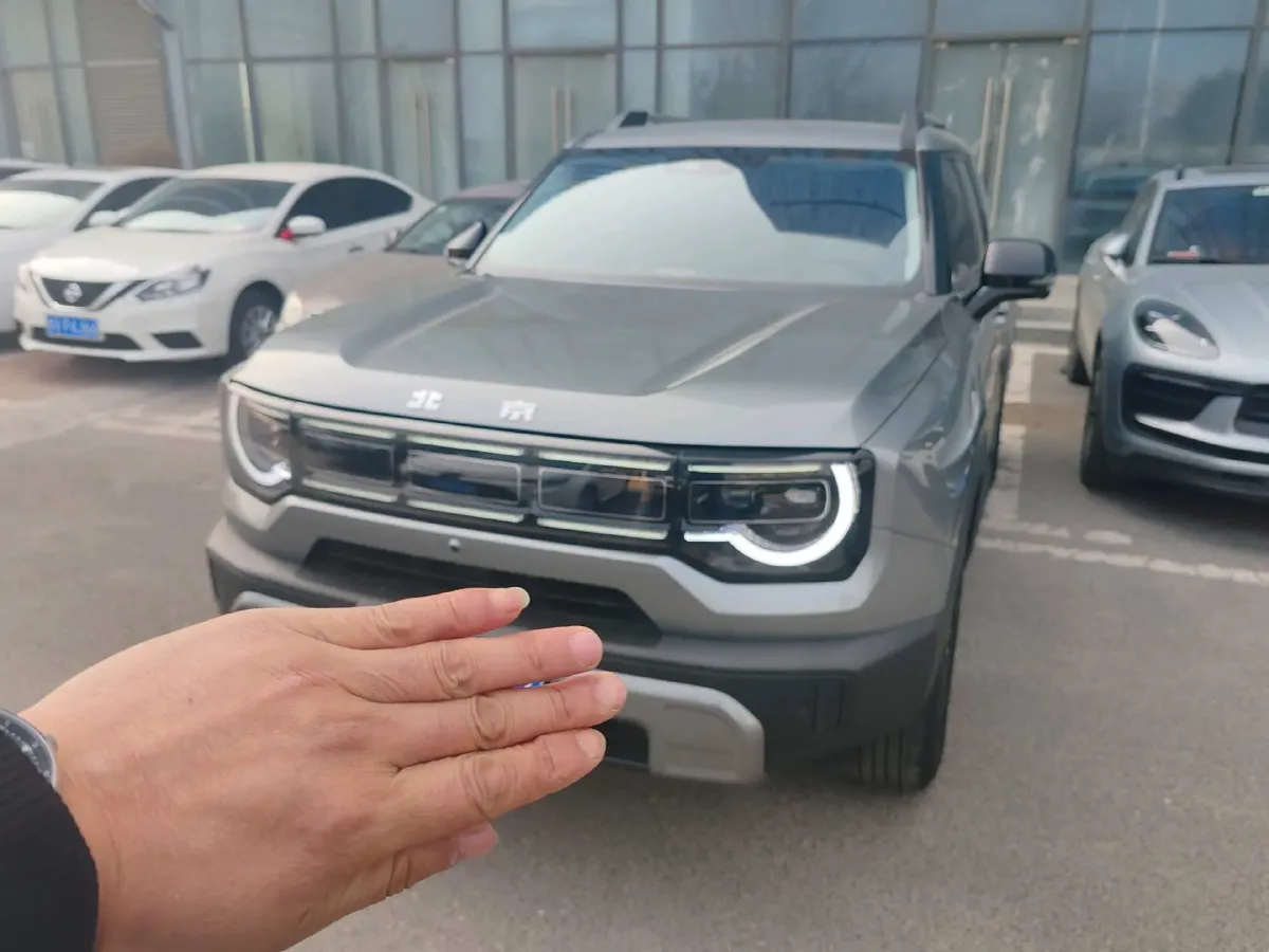 2024 Beijing BJ30 1.5T 188HP L4 7DCT,autocango,china used car exporter,china ev exporter,chinese used car exporter,chinese used ev exporter