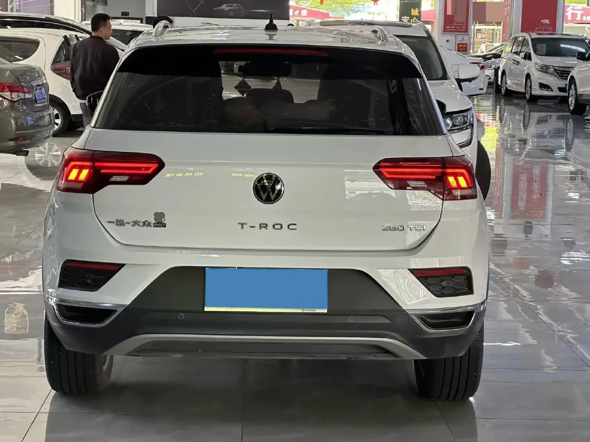 2021 Volkswagen T-Roc 1.4T 150HP L4 7DCT,autocango,china used car exporter,china ev exporter,chinese used car exporter,chinese used ev exporter