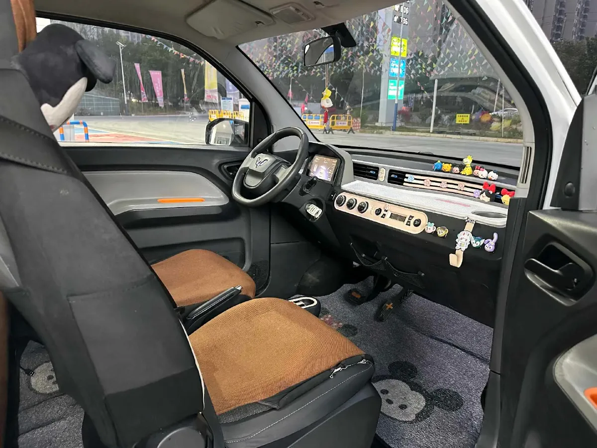 2020 WuLing HongGuang MINI EV BEV 9.3KWH,autocango,china used car exporter,china ev exporter,chinese used car exporter,chinese used ev exporter