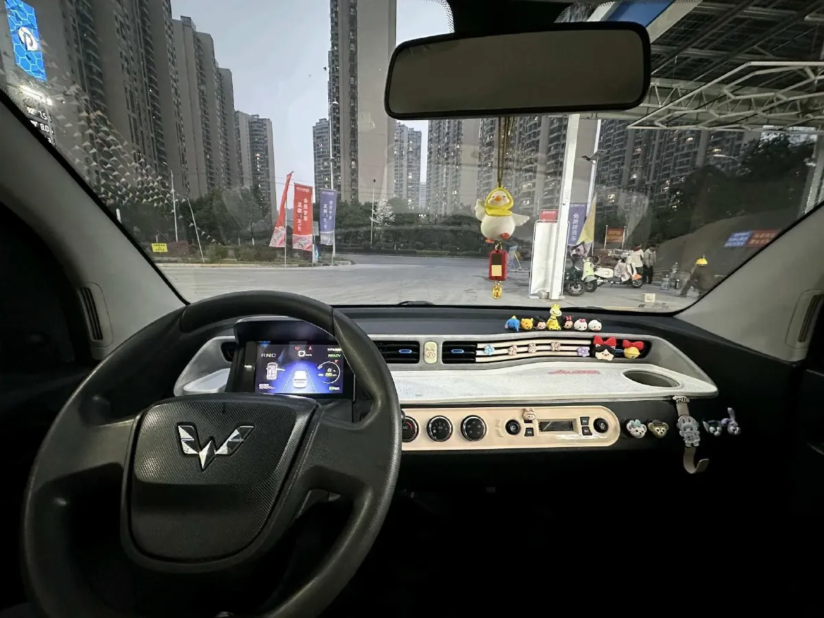 2020 WuLing HongGuang MINI EV BEV 9.3KWH,autocango,china used car exporter,china ev exporter,chinese used car exporter,chinese used ev exporter