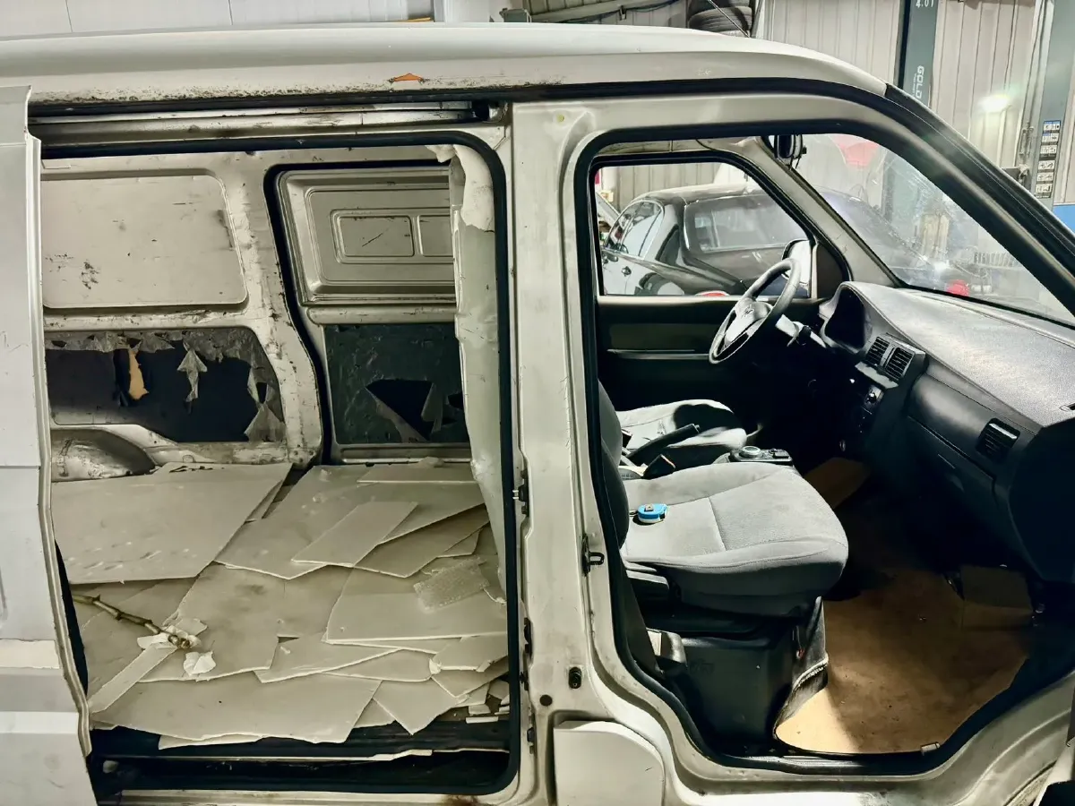 2021 MAXUS T70 2.0T 163HP L4 6AT,autocango,china used car exporter,china ev exporter,chinese used car exporter,chinese used ev exporter