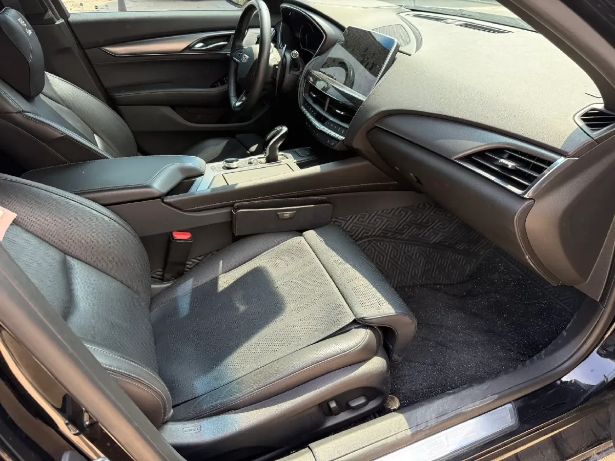 2021 Cadillac CT5 2.0T 237HP L4 10AT,autocango,china used car exporter,china ev exporter,chinese used car exporter,chinese used ev exporter