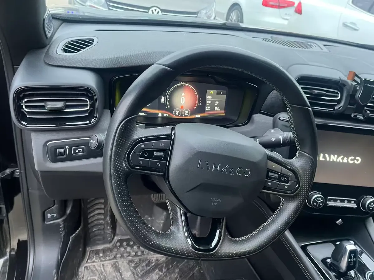 2022 LYNK&CO 03 1.5T 180HP L3 7DCT,autocango,china used car exporter,china ev exporter,chinese used car exporter,chinese used ev exporter