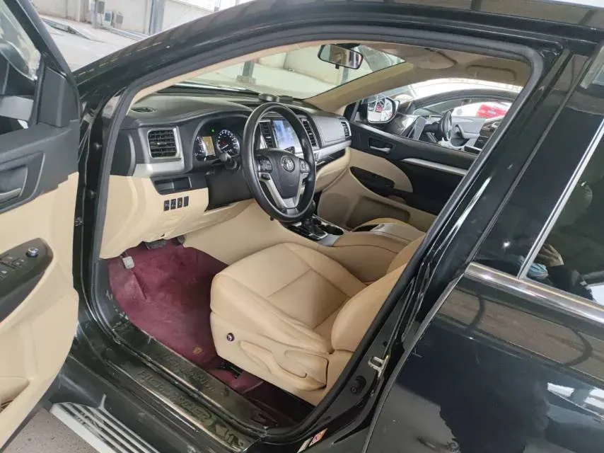 2018 Toyota Highlander 2.0T 220HP L4 6AT,autocango,china used car exporter,china ev exporter,chinese used car exporter,chinese used ev exporter