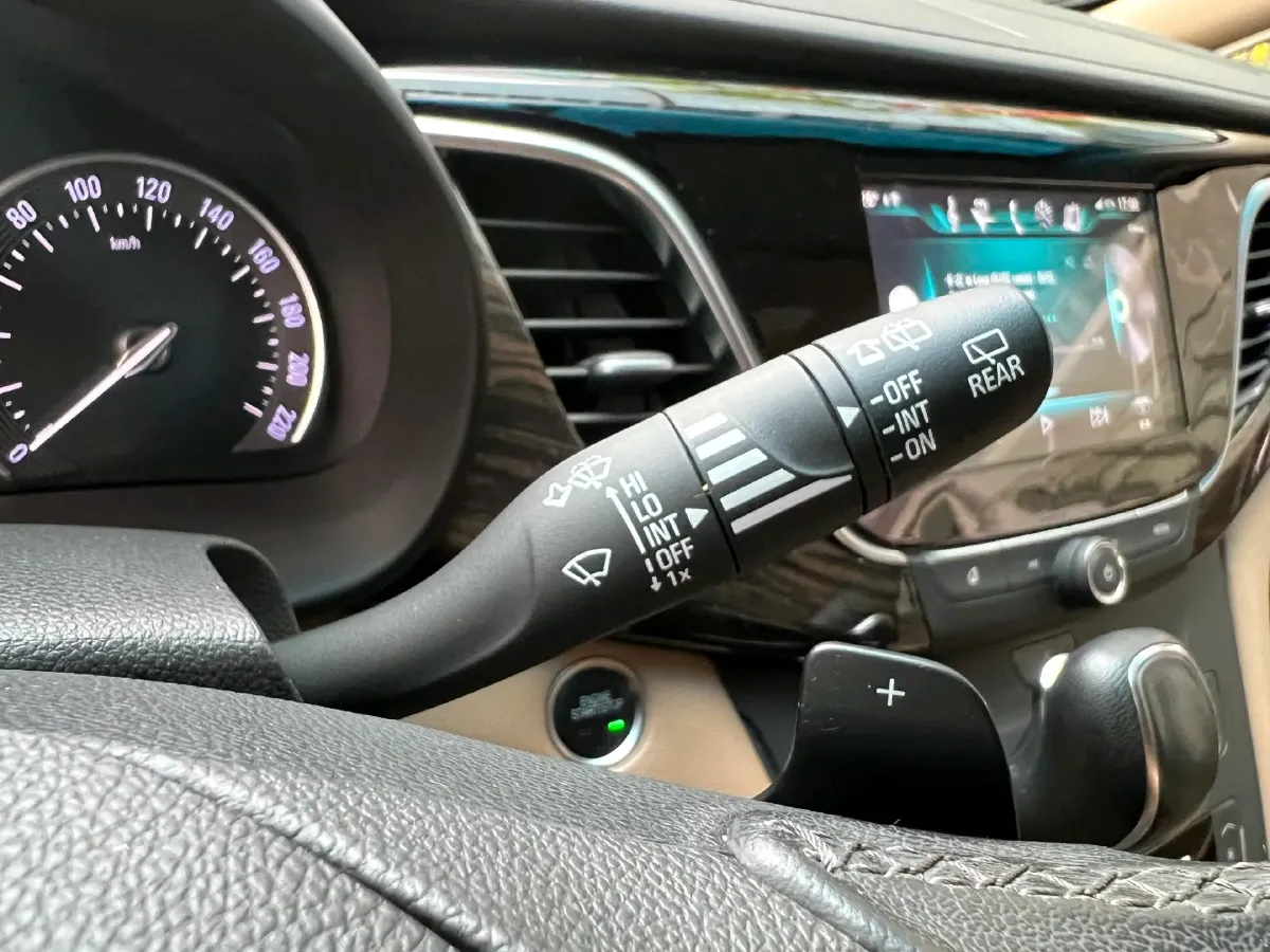 2018 Buick GL8 2.0T 260HP L4 6AT,autocango,china used car exporter,china ev exporter,chinese used car exporter,chinese used ev exporter