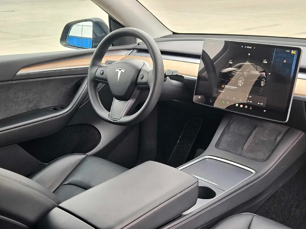 2022 Tesla Model Y BEV 60KWH,autocango,china used car exporter,china ev exporter,chinese used car exporter,chinese used ev exporter