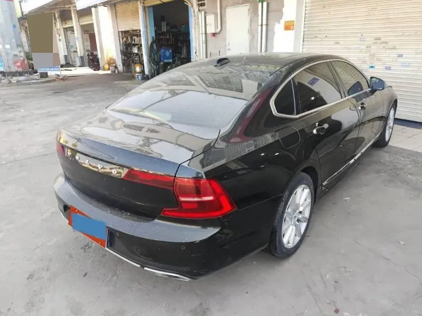 2020 Volvo S90 2.0T 254HP L4 8AT,autocango,china used car exporter,china ev exporter,chinese used car exporter,chinese used ev exporter