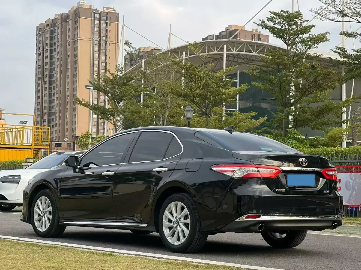 2023 Toyota Camry 2.0L 177HP L4 CVT,autocango,china used car exporter,china ev exporter,chinese used car exporter,chinese used ev exporter