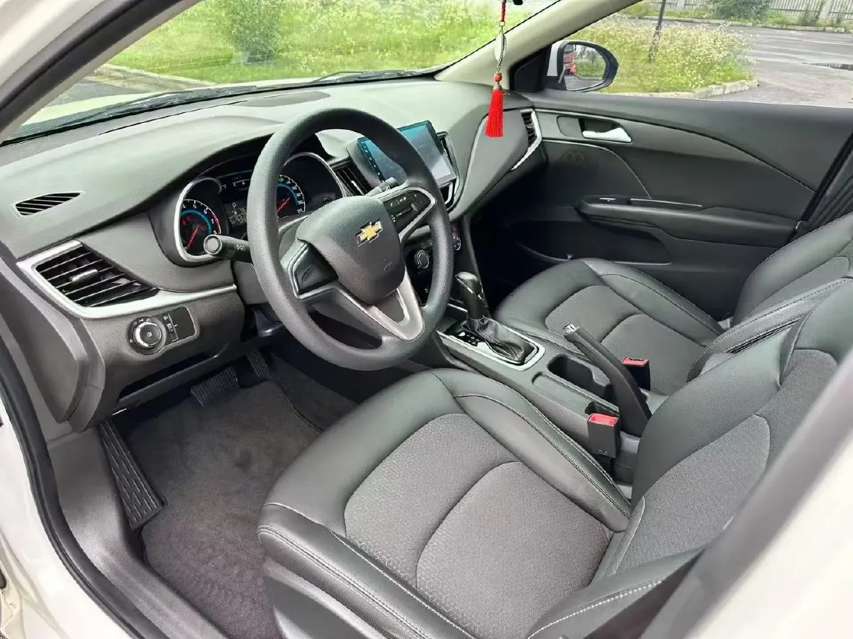 2019 Chevrolet Cavalier 1.5L 113HP L4 6AT,autocango,china used car exporter,china ev exporter,chinese used car exporter,chinese used ev exporter