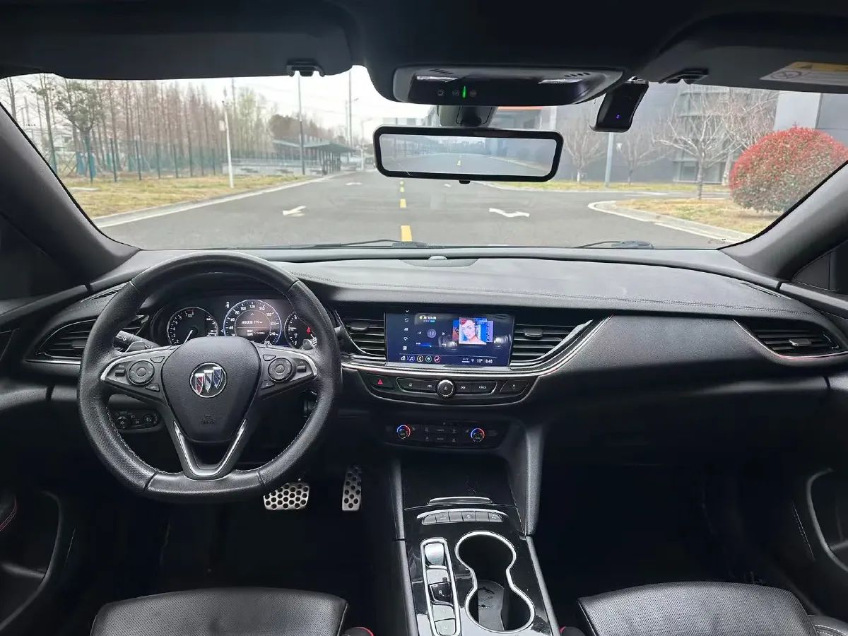 2020 Buick Regal 2.0T 237HP L4 9AT,autocango,china used car exporter,china ev exporter,chinese used car exporter,chinese used ev exporter