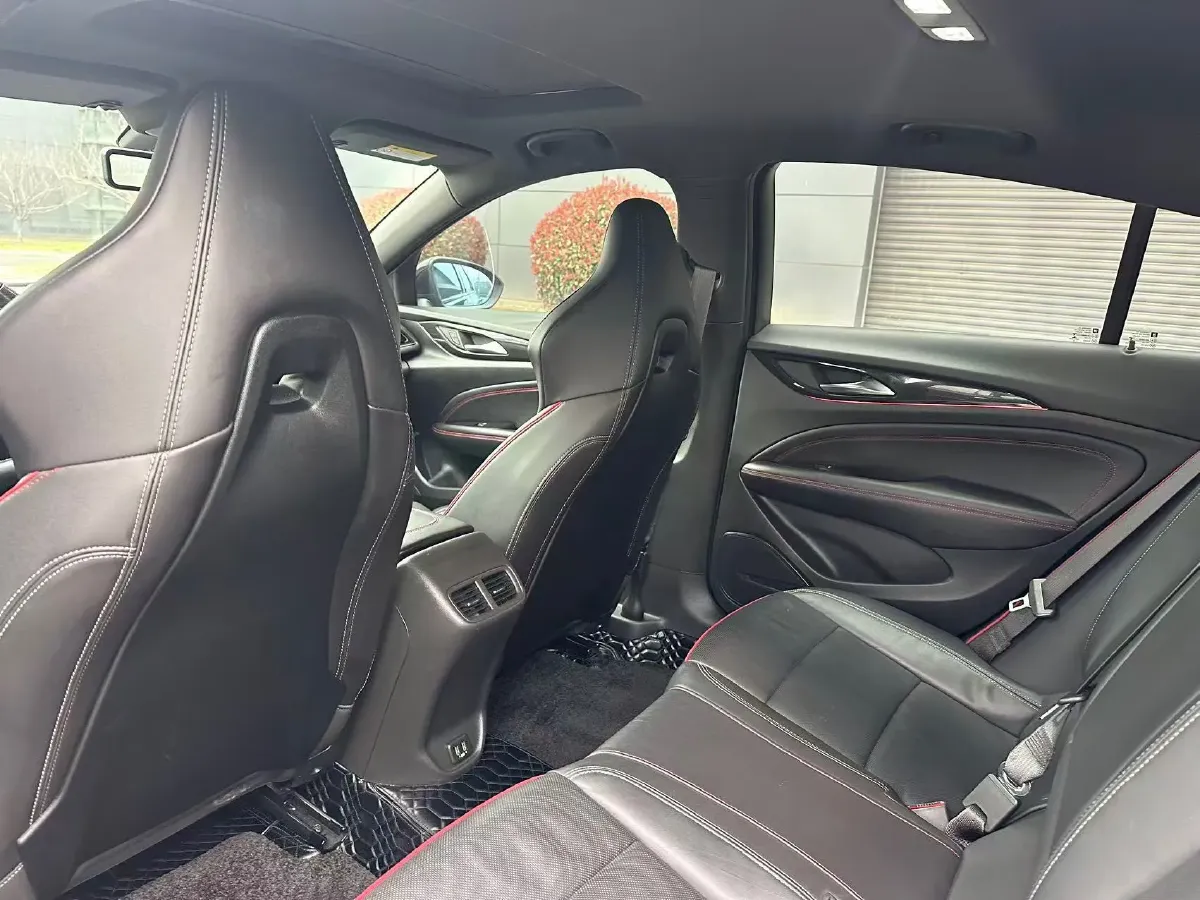 2020 Buick Regal 2.0T 237HP L4 9AT,autocango,china used car exporter,china ev exporter,chinese used car exporter,chinese used ev exporter