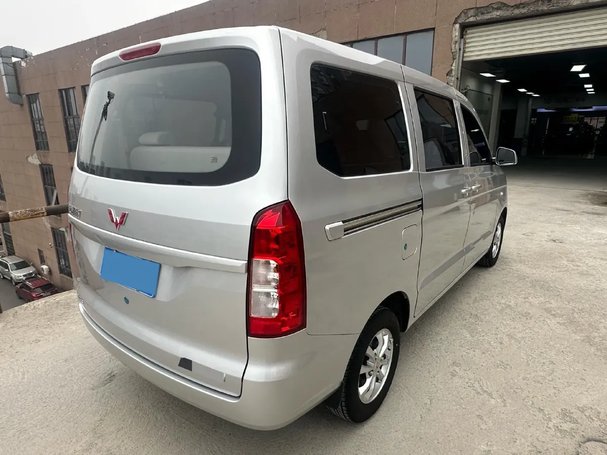 2022 JinBei Little Sea Lion X30 1.5L 102HP L4 5MT,autocango,china used car exporter,china ev exporter,chinese used car exporter,chinese used ev exporter