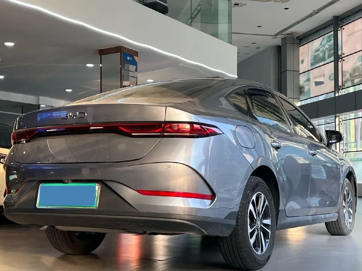 2025 BYD Qin Plus 1.5L 101HP L4 E-CVT PHEV,autocango,china used car exporter,china ev exporter,chinese used car exporter,chinese used ev exporter