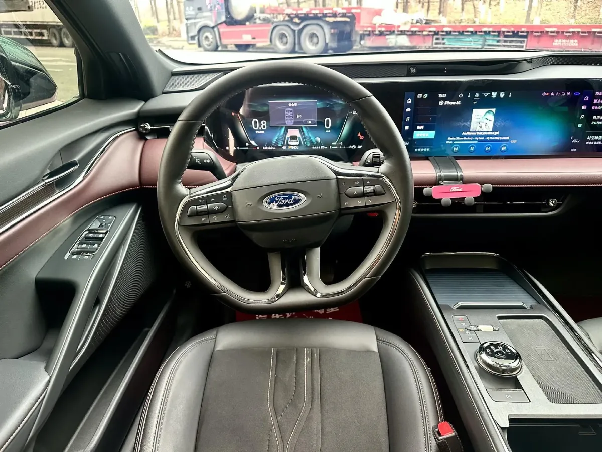 2022 Ford Mondeo 2.0T 238HP L4 8AT,autocango,china used car exporter,china ev exporter,chinese used car exporter,chinese used ev exporter