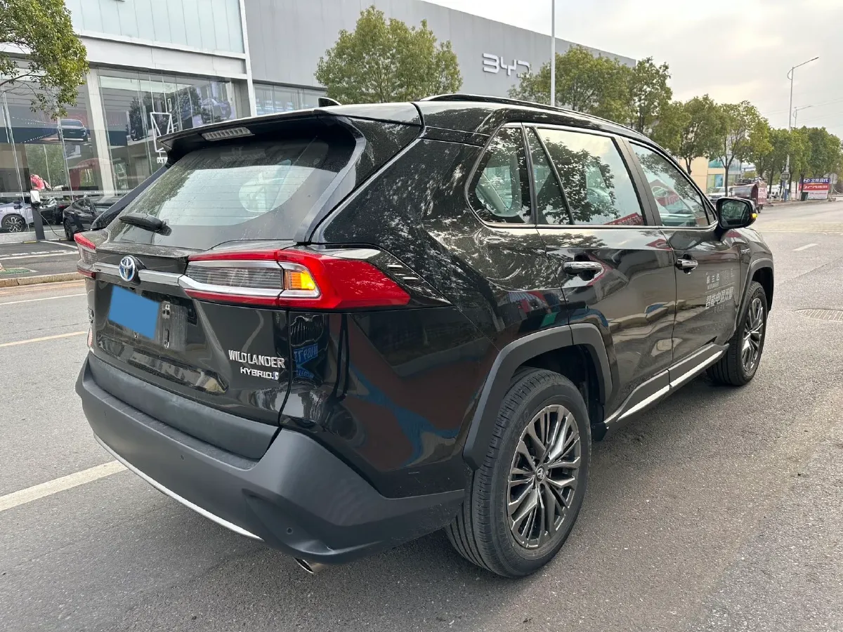 2023 Toyota Wildlander 2.5L 178HP L4 E-CVT Hybrid,autocango,china used car exporter,china ev exporter,chinese used car exporter,chinese used ev exporter