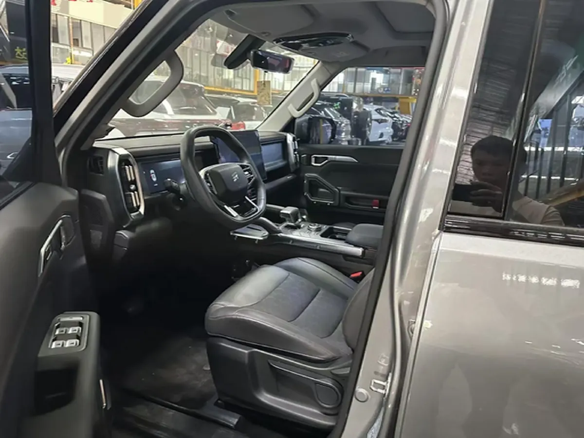 2023 Jetour Traveller 1.5T 184HP L4 7DCT,autocango,china used car exporter,china ev exporter,chinese used car exporter,chinese used ev exporter