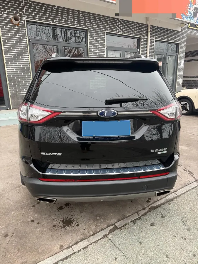 2018 Ford Edge 2.0T 245HP L4 6AT,autocango,china used car exporter,china ev exporter,chinese used car exporter,chinese used ev exporter
