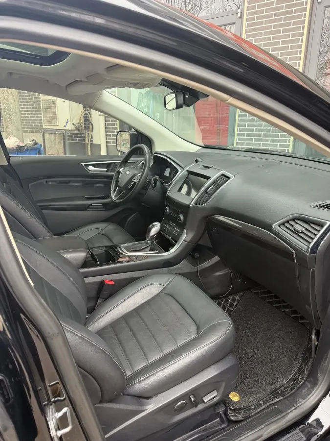 2018 Ford Edge 2.0T 245HP L4 6AT,autocango,china used car exporter,china ev exporter,chinese used car exporter,chinese used ev exporter