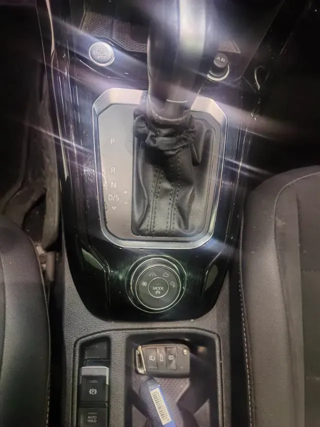 2021 Volkswagen T-Roc 1.4T 150HP L4 7DCT,autocango,china used car exporter,china ev exporter,chinese used car exporter,chinese used ev exporter