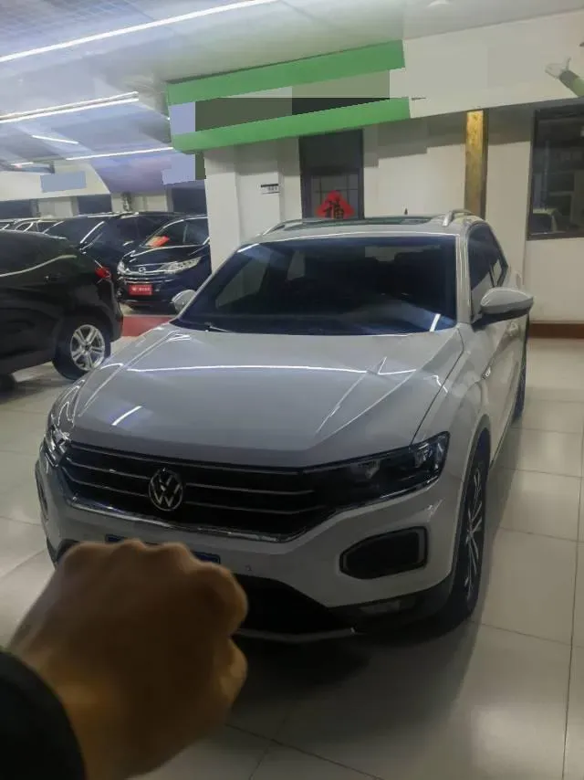 2021 Volkswagen T-Roc 1.4T 150HP L4 7DCT,autocango,china used car exporter,china ev exporter,chinese used car exporter,chinese used ev exporter