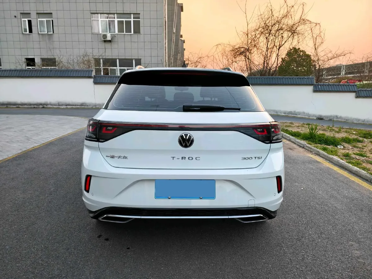 2023 Volkswagen T-Roc 1.5T 160HP L4 7DCT,autocango,china used car exporter,china ev exporter,chinese used car exporter,chinese used ev exporter
