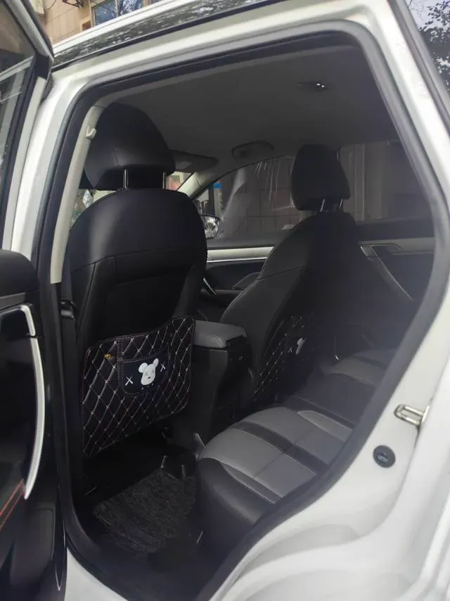 2023 Geely Coolray 1.5T 181HP L4 7DCT,autocango,china used car exporter,china ev exporter,chinese used car exporter,chinese used ev exporter