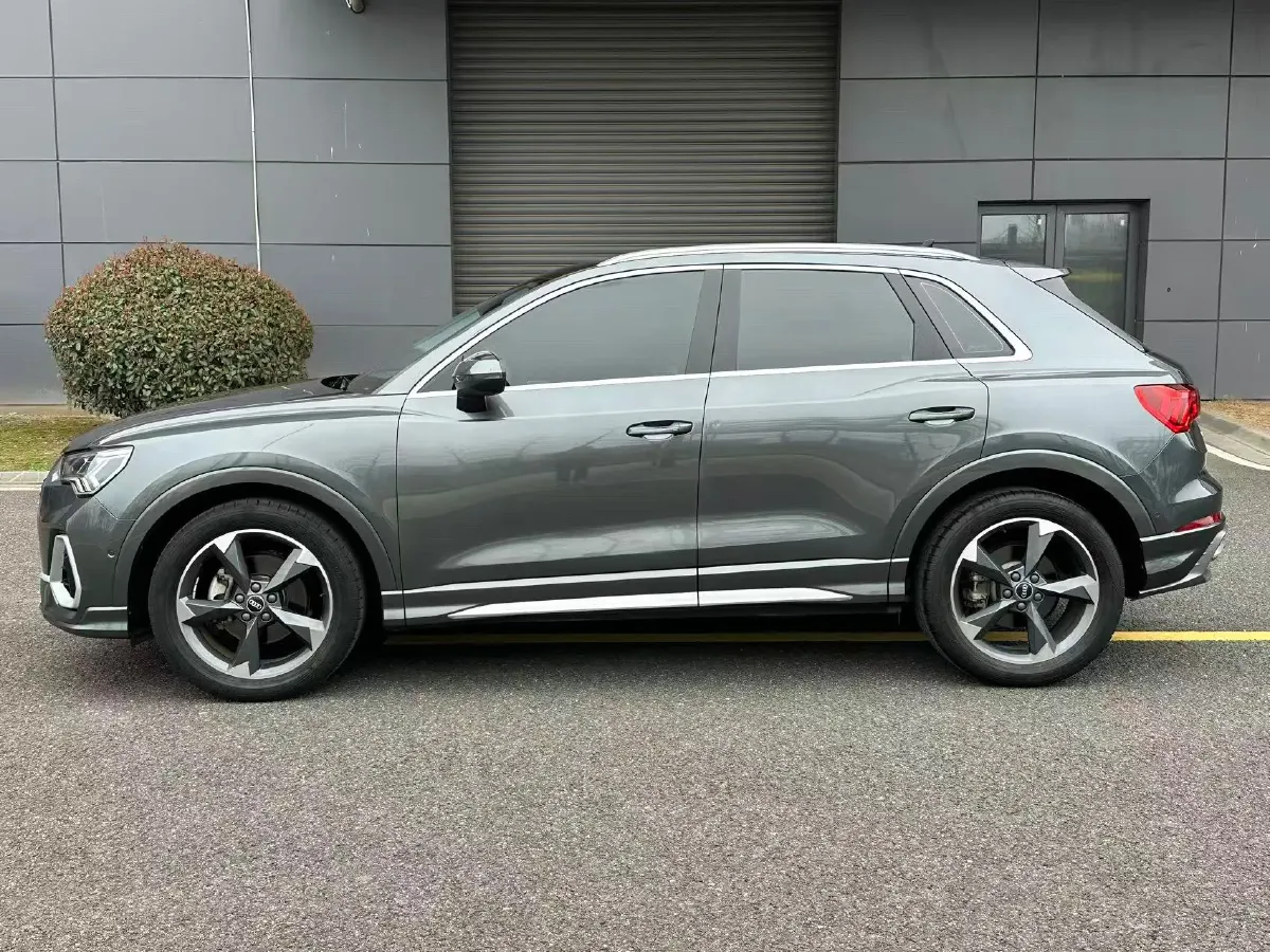 2022 Audi Q3 1.4T 150HP L4 7DCT,autocango,china used car exporter,china ev exporter,chinese used car exporter,chinese used ev exporter