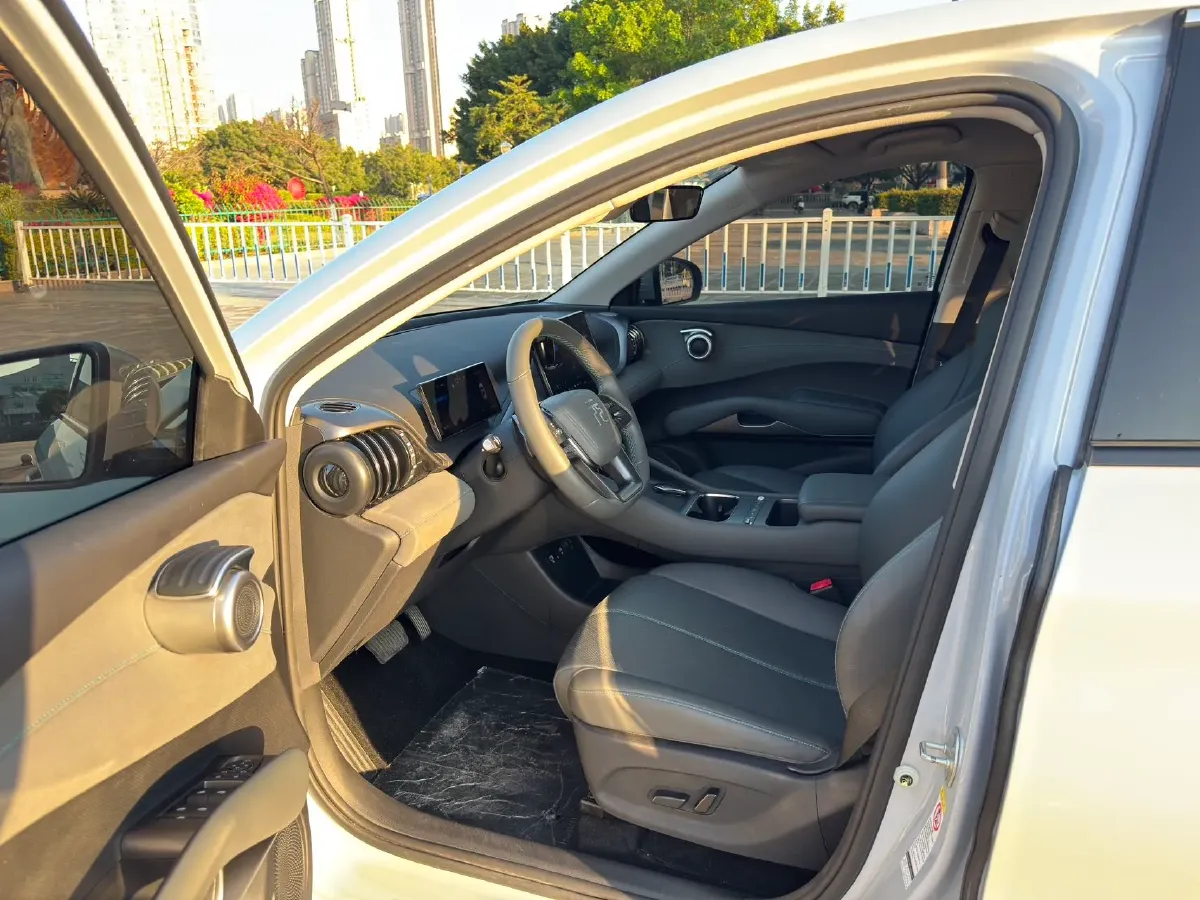 2025 BYD Yuan Plus BEV 60.48KWH,autocango,china used car exporter,china ev exporter,chinese used car exporter,chinese used ev exporter