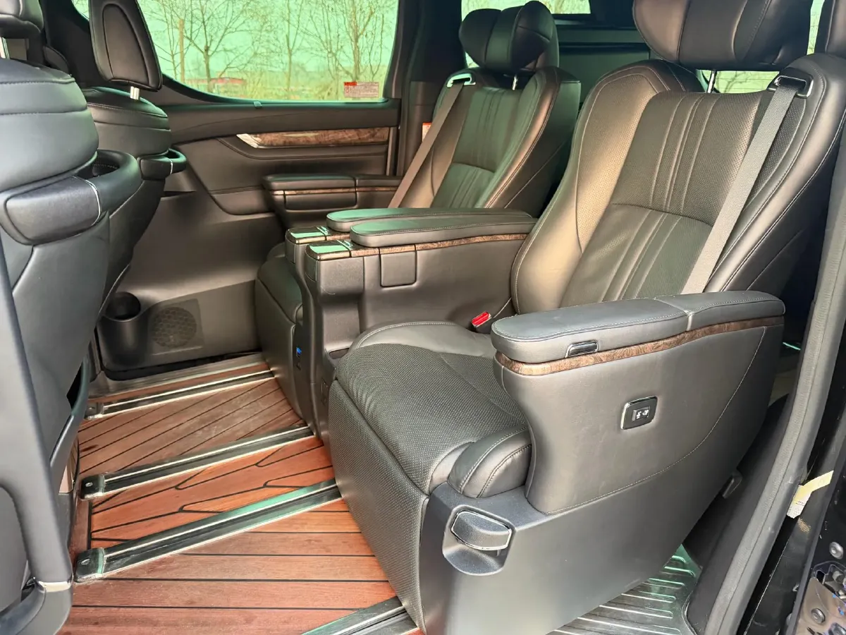 2020 Toyota Vellfire 2.5L 117HP L4 E-CVT Hybrid,autocango,china used car exporter,china ev exporter,chinese used car exporter,chinese used ev exporter