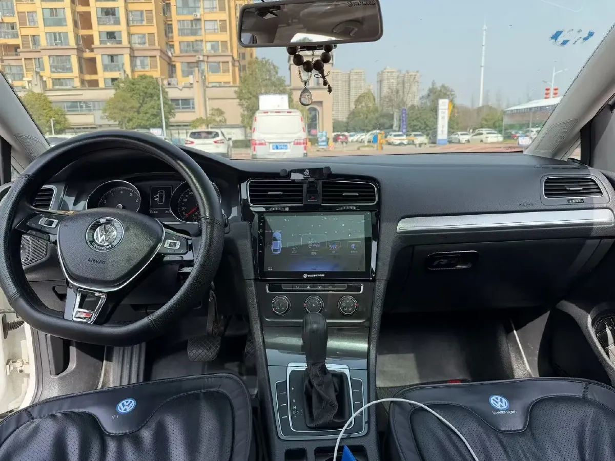 2018 Volkswagen Golf 1.6L 110HP L4 6AT,autocango,china used car exporter,china ev exporter,chinese used car exporter,chinese used ev exporter