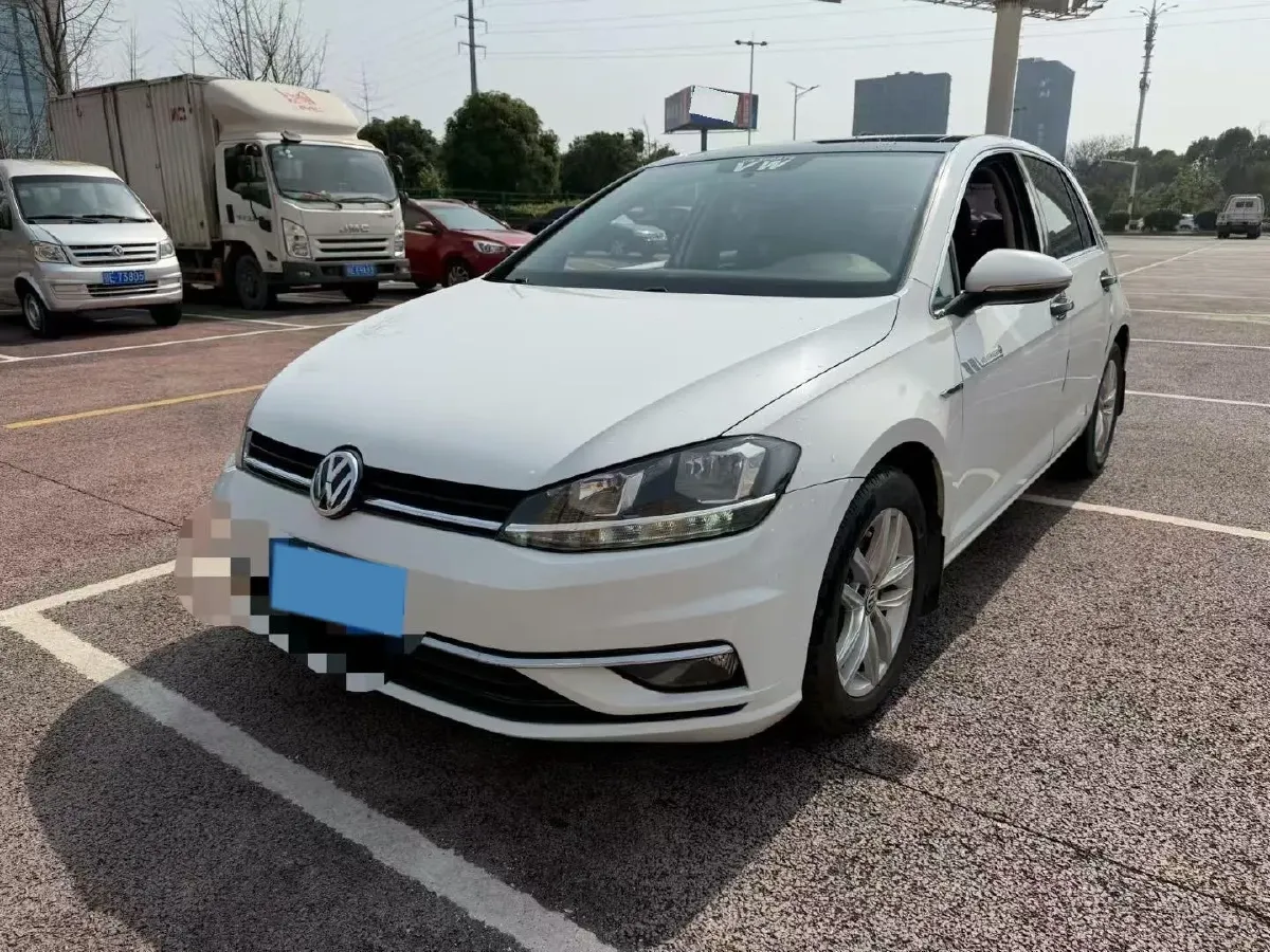 2018 Volkswagen Golf 1.6L 110HP L4 6AT,autocango,china used car exporter,china ev exporter,chinese used car exporter,chinese used ev exporter