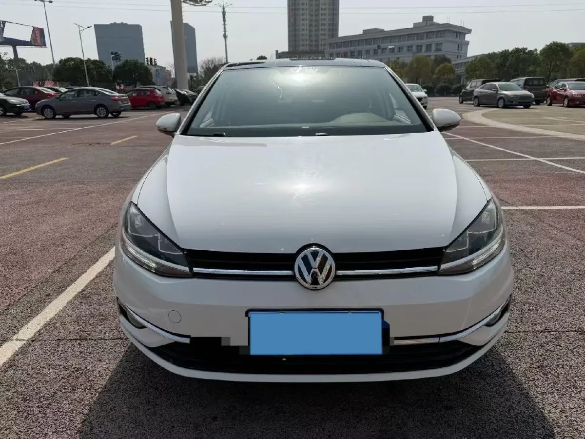 2018 Volkswagen Golf 1.6L 110HP L4 6AT,autocango,china used car exporter,china ev exporter,chinese used car exporter,chinese used ev exporter
