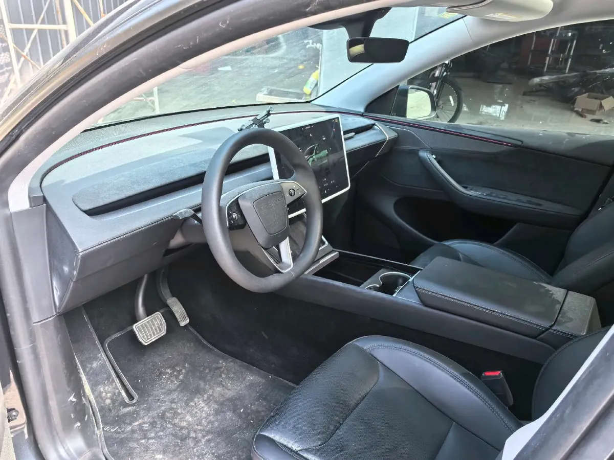 2025 Tesla Model Y BEV,autocango,china used car exporter,china ev exporter,chinese used car exporter,chinese used ev exporter