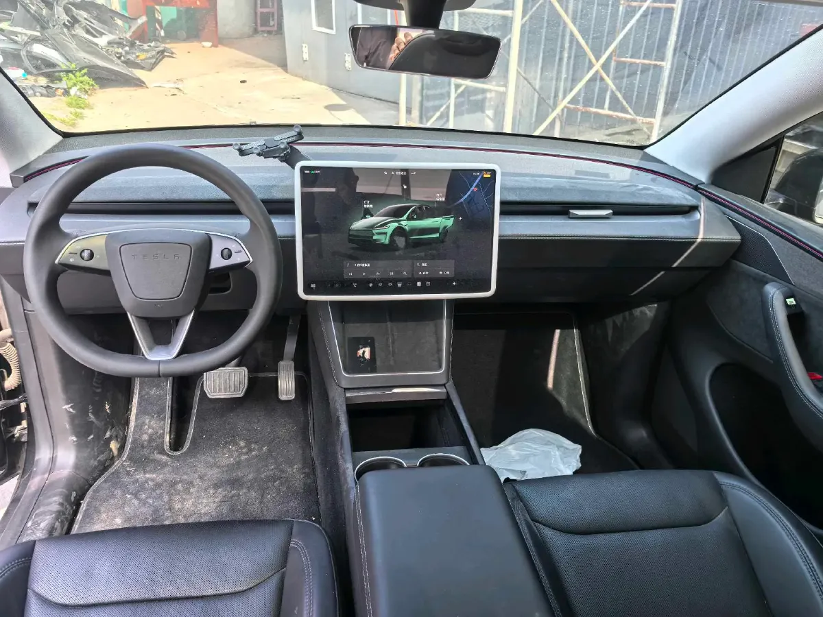 2025 Tesla Model Y BEV,autocango,china used car exporter,china ev exporter,chinese used car exporter,chinese used ev exporter