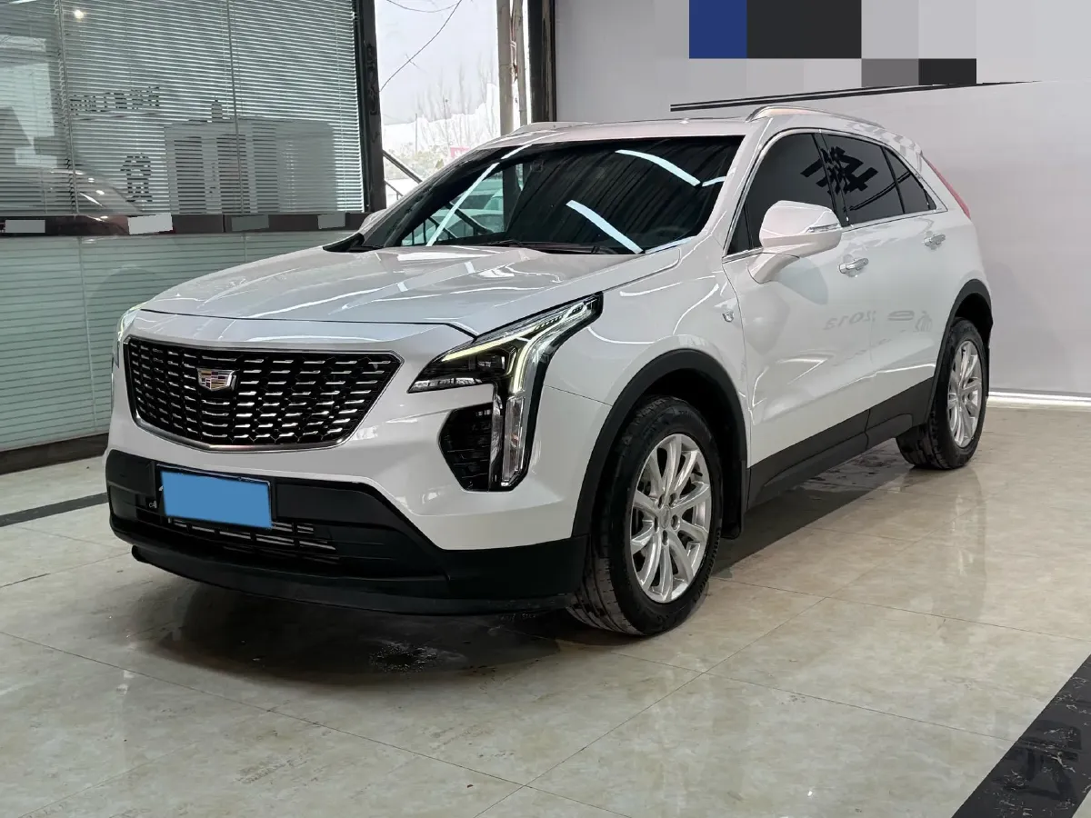 2022 Cadillac XT4 2.0T 237HP L4 9AT,autocango,china used car exporter,china ev exporter,chinese used car exporter,chinese used ev exporter