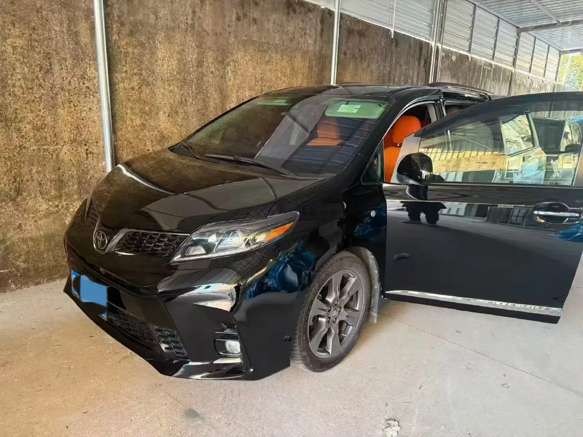 2017 Foton Sauvana 2.0T 218HP L4 6AT,autocango,china used car exporter,china ev exporter,chinese used car exporter,chinese used ev exporter