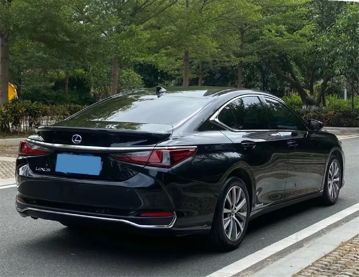 2018 Lexus ES 2.0L 167HP L4 6AT,autocango,china used car exporter,china ev exporter,chinese used car exporter,chinese used ev exporter