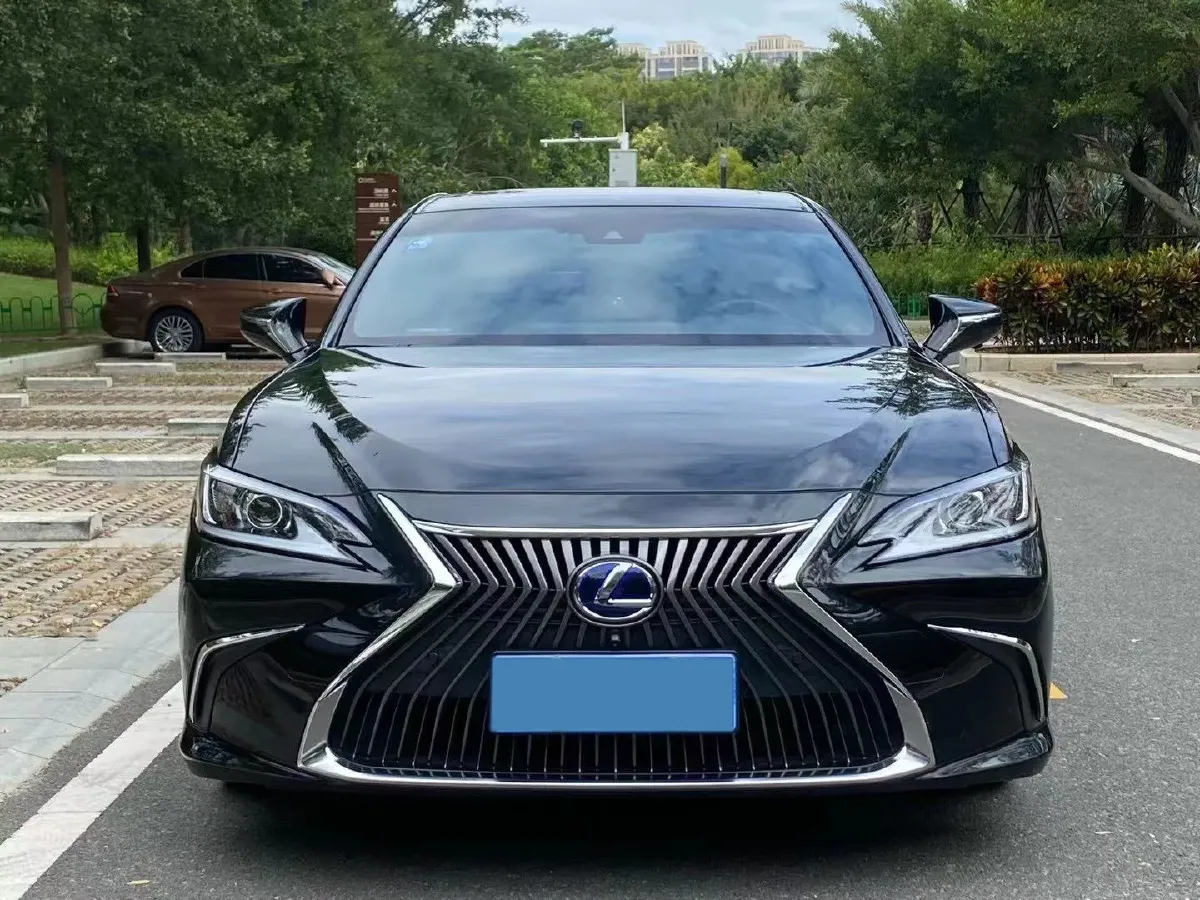 2018 Lexus ES 2.0L 167HP L4 6AT,autocango,china used car exporter,china ev exporter,chinese used car exporter,chinese used ev exporter