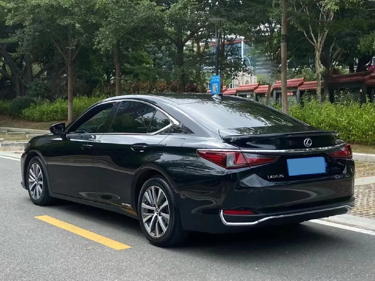 2018 Lexus ES 2.0L 167HP L4 6AT,autocango,china used car exporter,china ev exporter,chinese used car exporter,chinese used ev exporter