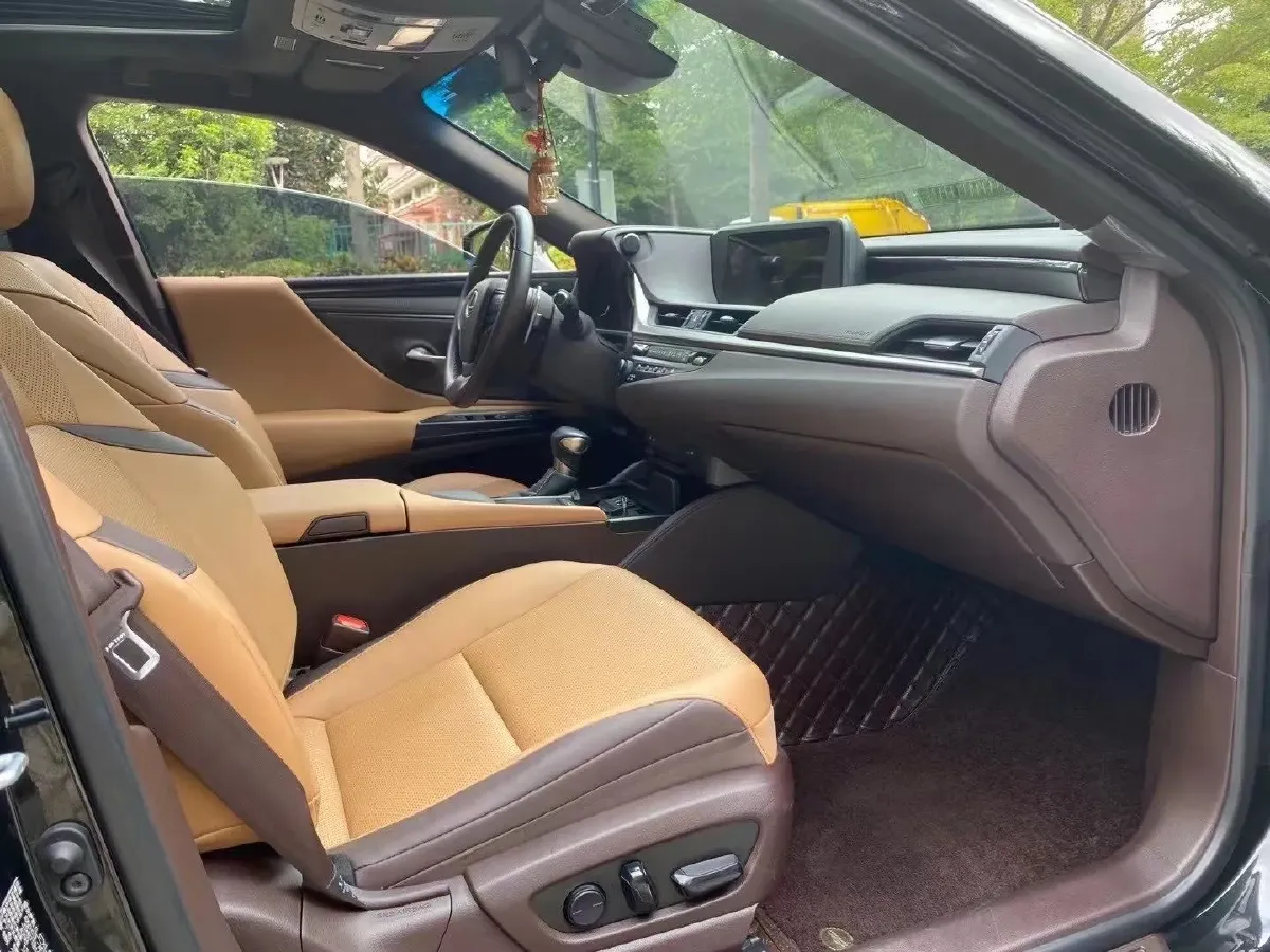 2018 Lexus ES 2.0L 167HP L4 6AT,autocango,china used car exporter,china ev exporter,chinese used car exporter,chinese used ev exporter