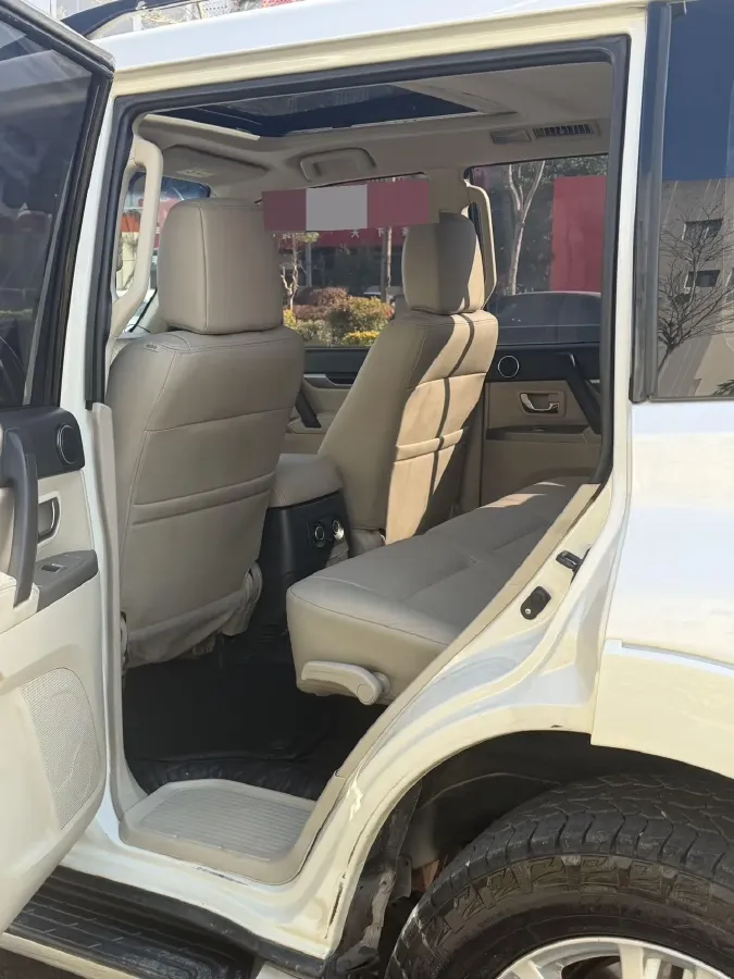 2017 Land Rover Range Rover Evoque 2.0T 241HP L4 9AT,autocango,china used car exporter,china ev exporter,chinese used car exporter,chinese used ev exporter