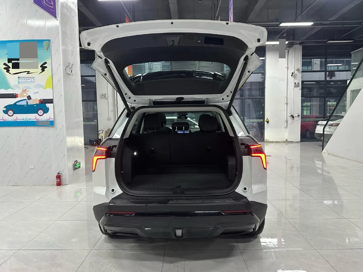 2024 Chevrolet EquinoxPlus 1.5T 180HP L4 2DHT PHEV 16.5KWH,autocango,china used car exporter,china ev exporter,chinese used car exporter,chinese used ev exporter